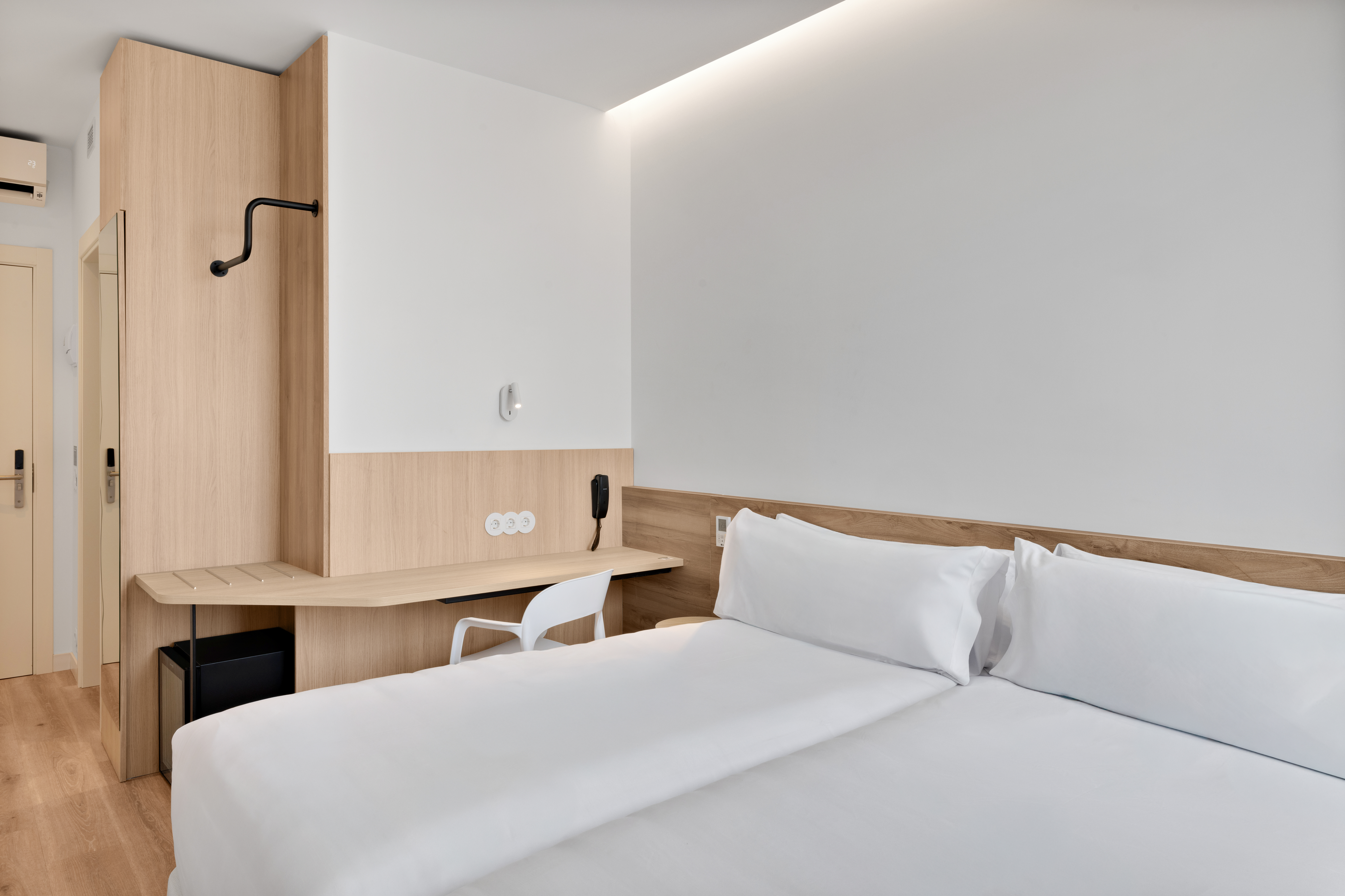 bandb hotel alicante aeropuerto