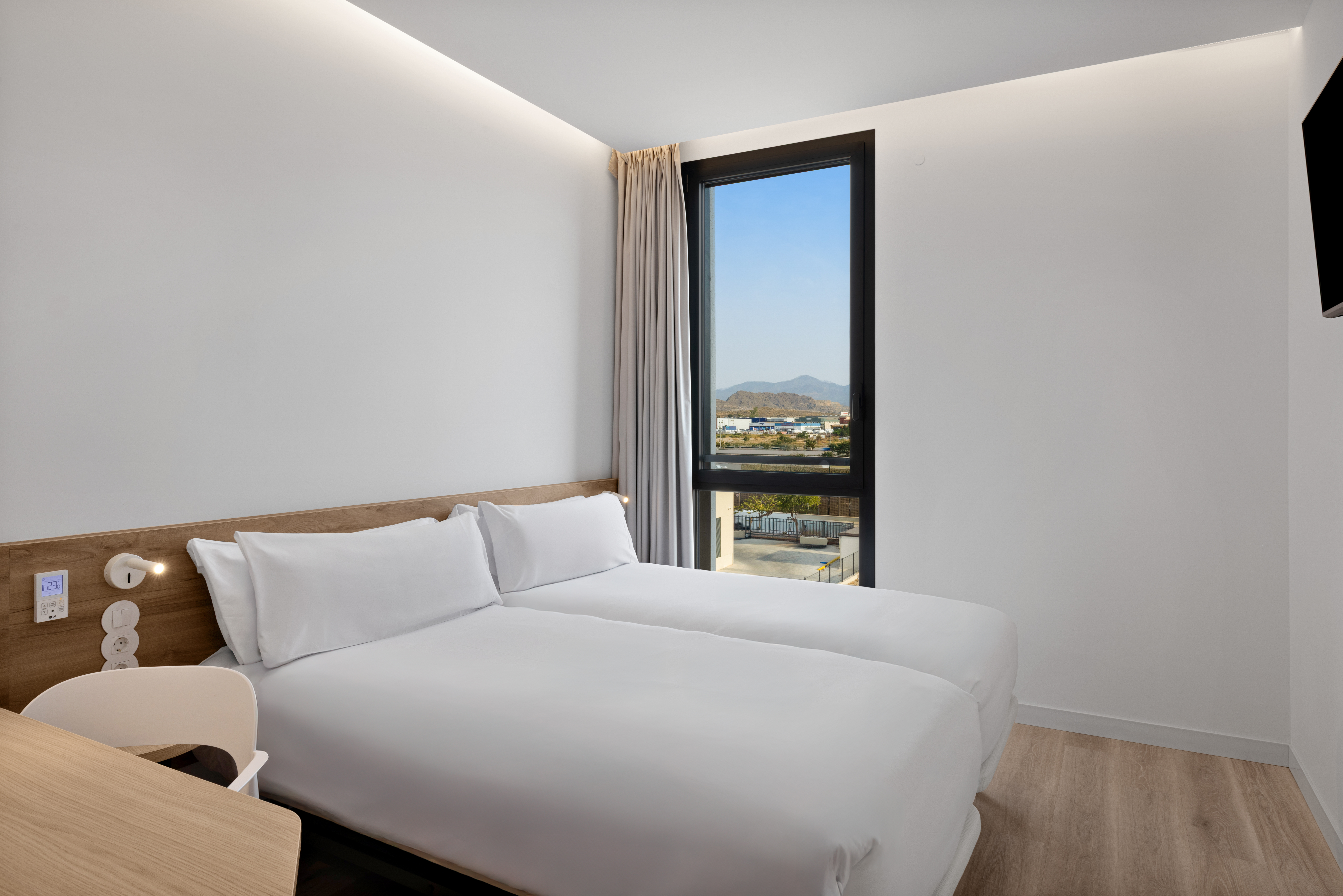 bandb hotel alicante aeropuerto