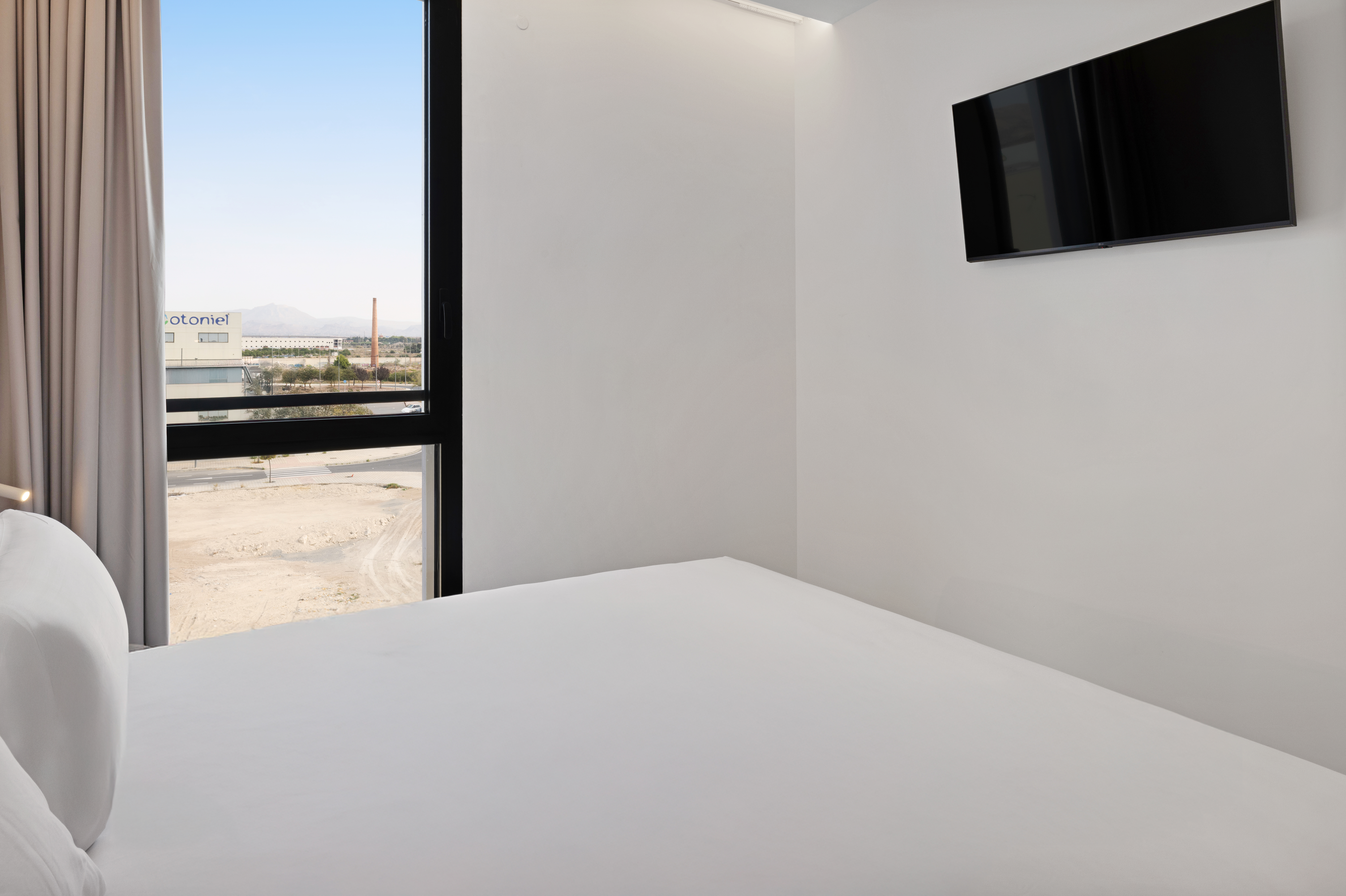 bandb hotel alicante aeropuerto