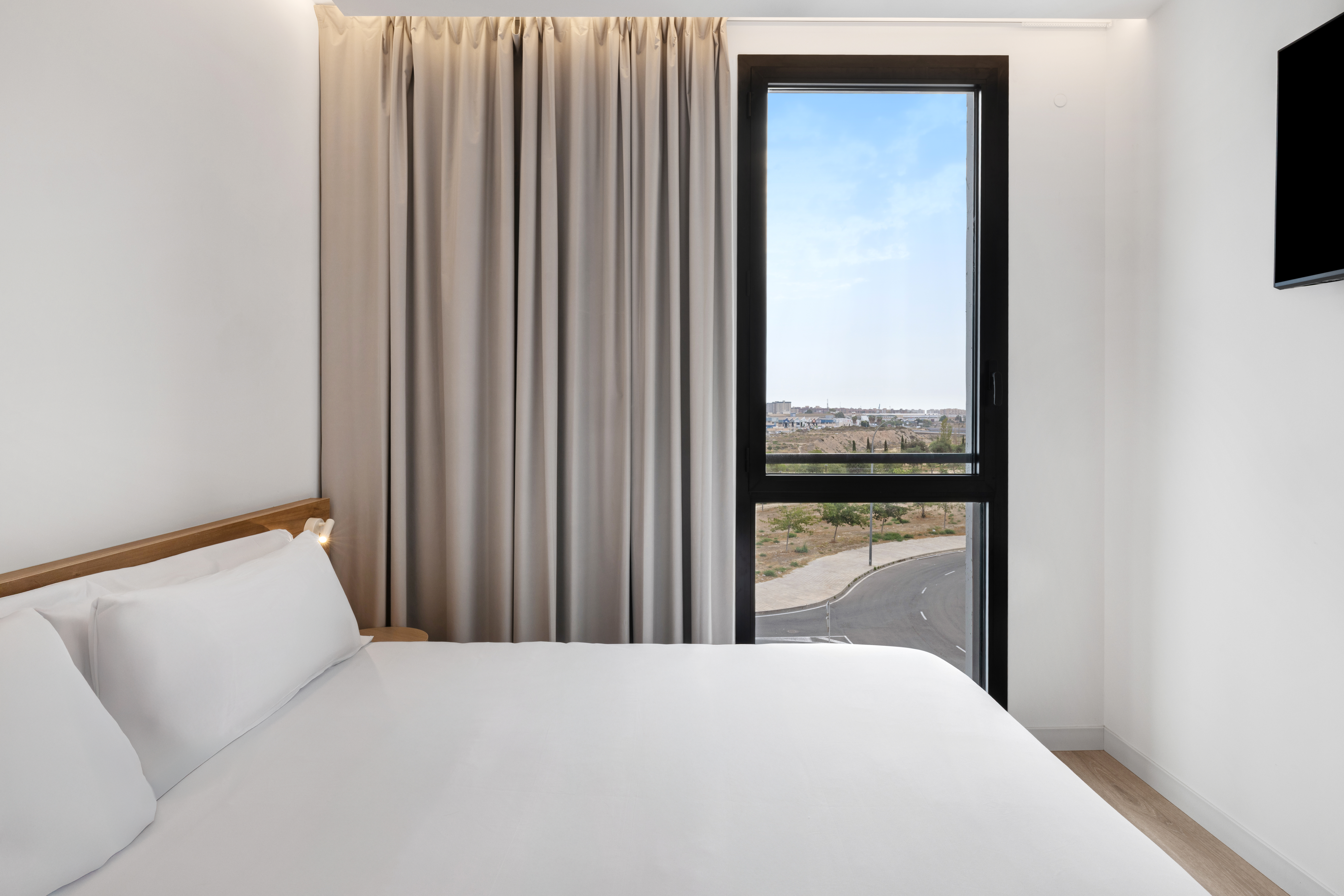 bandb hotel alicante aeropuerto