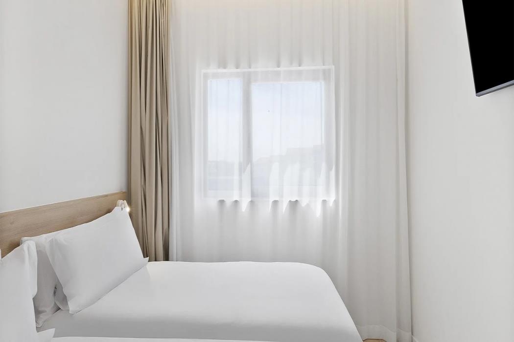 bandb hotel alicante aeropuerto