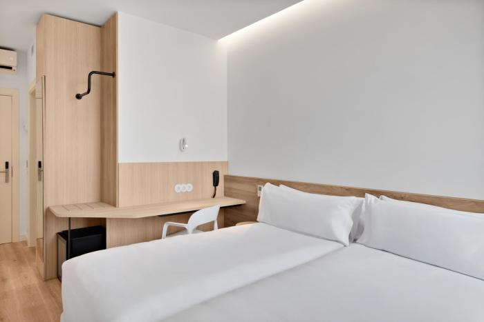bandb hotel alicante aeropuerto