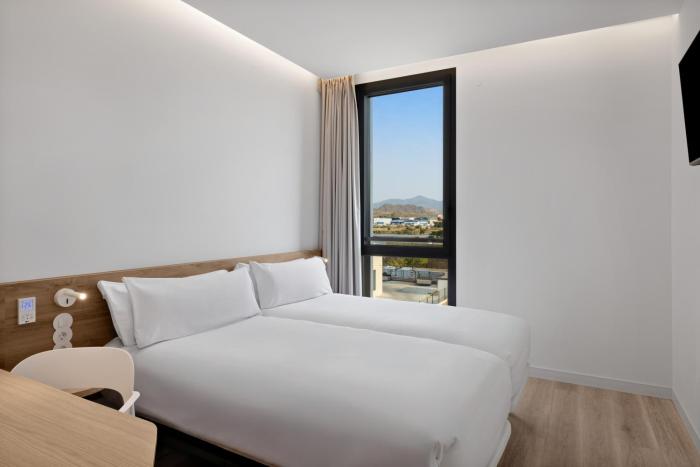 bandb hotel alicante aeropuerto
