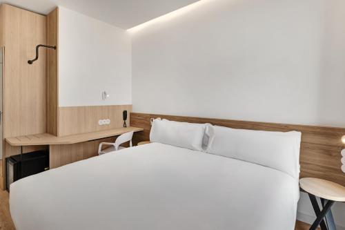 bandb hotel alicante aeropuerto