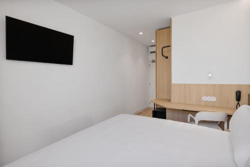 bandb hotel alicante aeropuerto