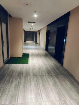 luxury stay supernova