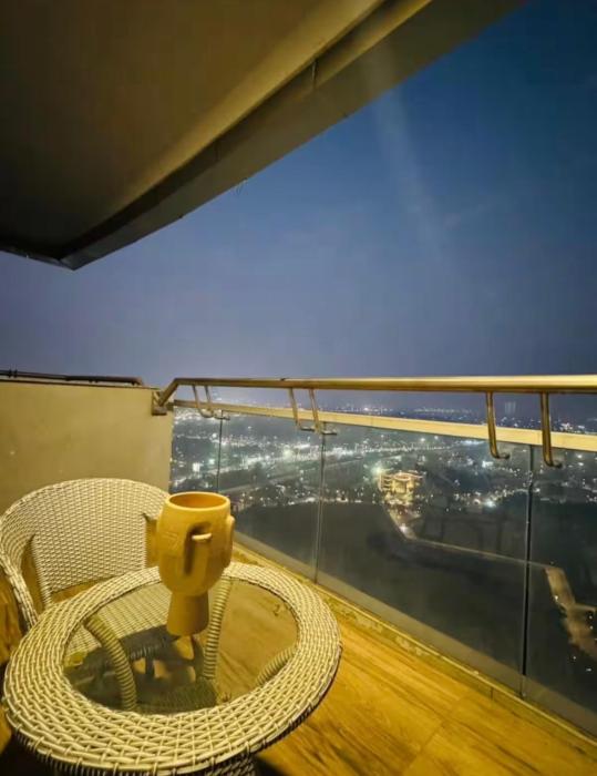 luxury stay supernova