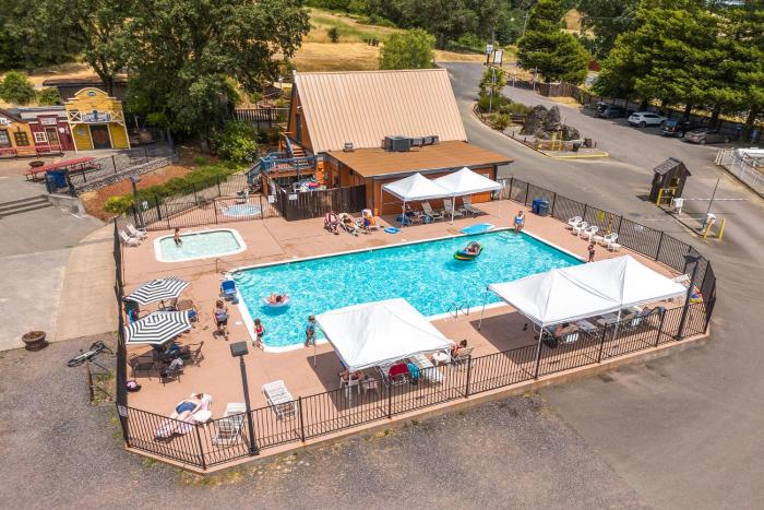 mendocino redwoods rv resort