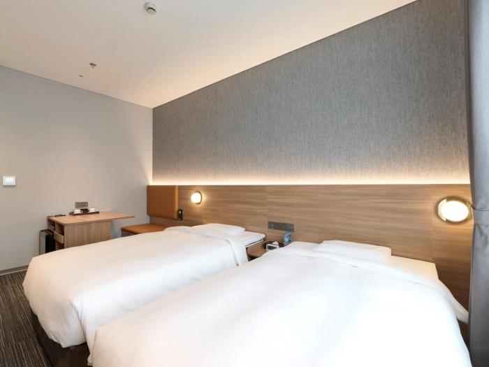 super hotel hanoi