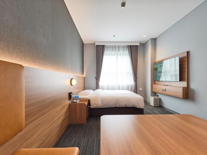 super hotel hanoi