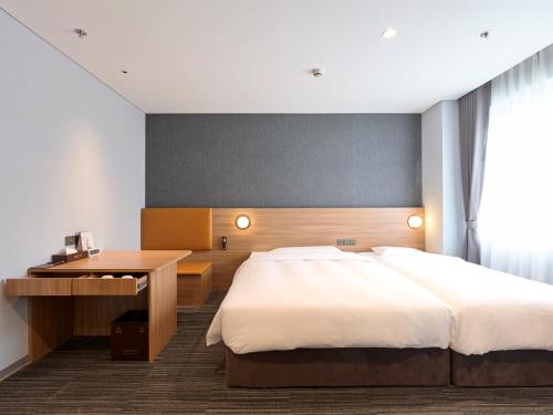 super hotel hanoi