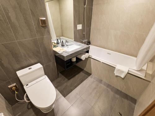 super hotel hanoi