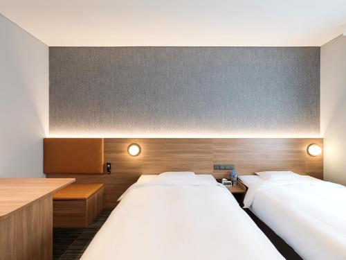 super hotel hanoi