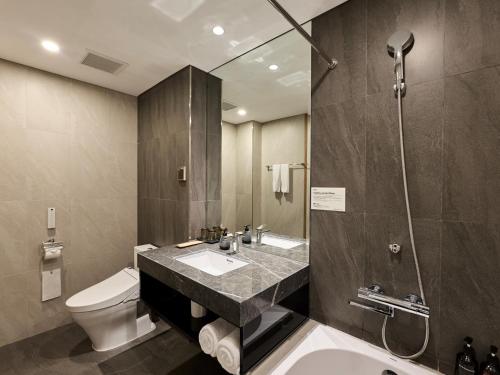 super hotel hanoi
