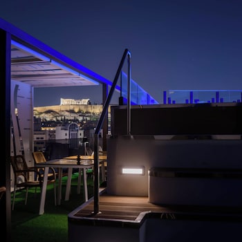 thea acropolis suites and apartments