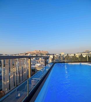 thea acropolis suites and apartments