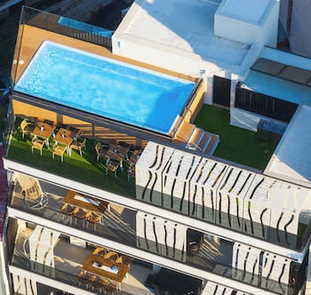 thea acropolis suites and apartments