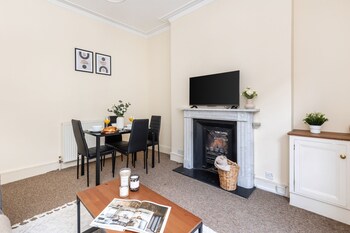 prime 1br near regents park and zoo