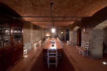 Al Pompiere Wine And Rooms,,0 star