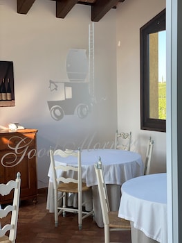 Al Pompiere Wine And Rooms,,0 star
