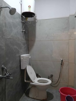 Staylo Abhinandan Palace,,3 star