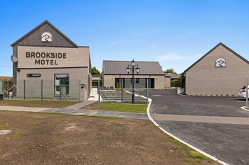 brookside motel