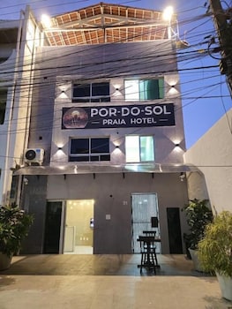 por do sol praia hotel