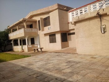 Enyo Home,,3 star