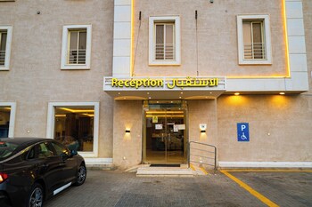 Akarem Jizan,,0 star