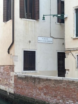 casanova hideaway