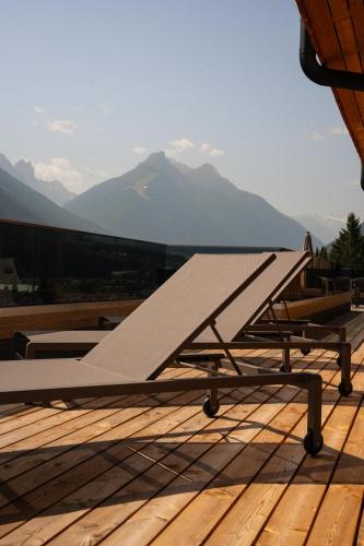 larchenlodge skyspa und rooftop pool