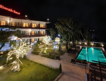 intimate riverside resort
