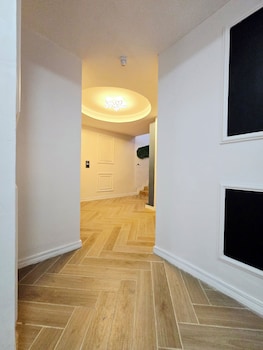 Suna'a Home Logpom,,3 star