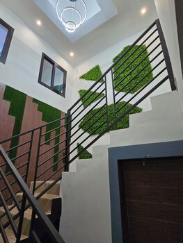 sunaa home logpom
