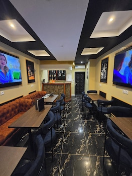 sunaa home logpom
