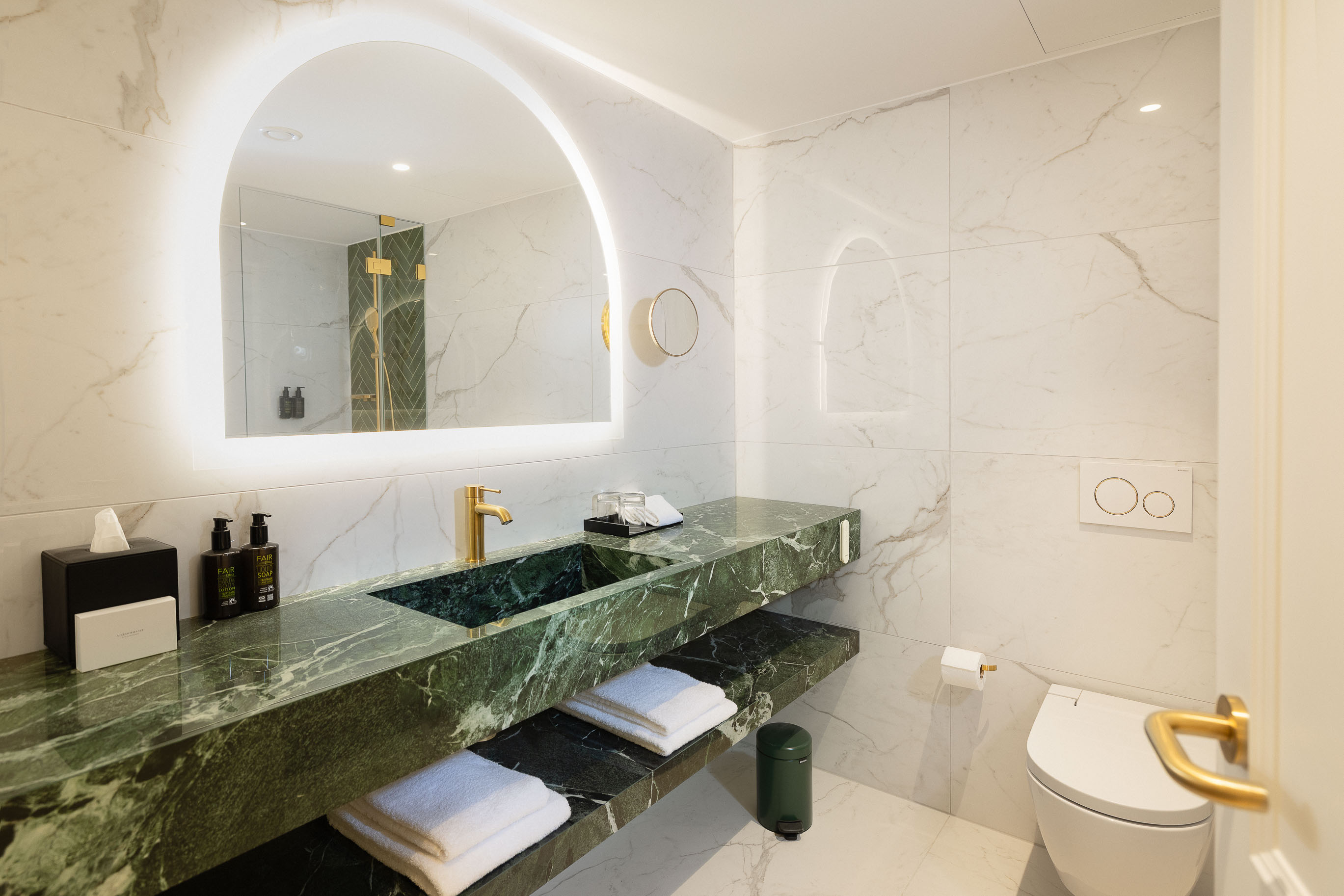 est hotel palais chotek new opening