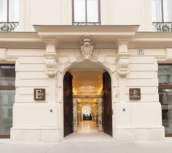 est hotel palais chotek new opening