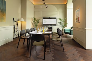 est hotel palais chotek new opening