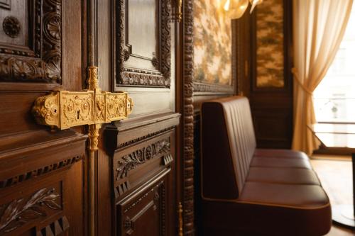est hotel palais chotek new opening