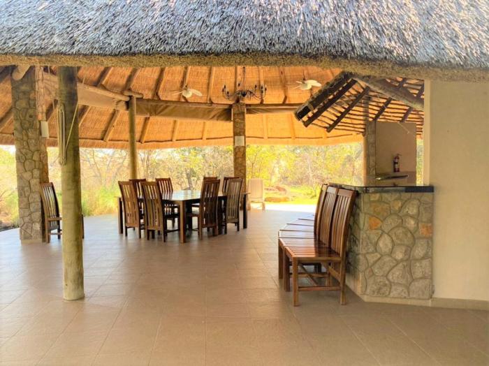 double lodge in natural african bush 2111