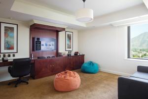 Santiago Marriott Hotel,Recoleta>>Las Condes,5 star