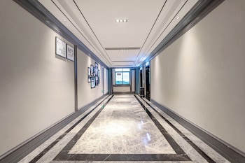 xana international hotel guangzhou baiyun international airport branch free shuttle bus to guangzhou baiyun international airport