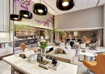 shanghai elong hotel by the nanjing road