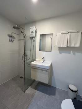 hill bay suites