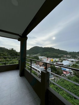 hill bay suites