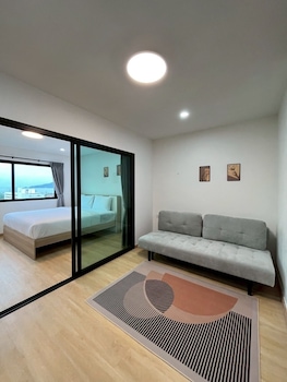 hill bay suites