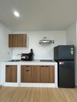 hill bay suites