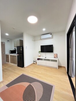 hill bay suites
