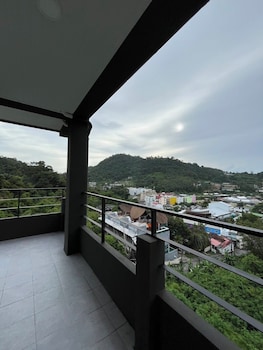 hill bay suites