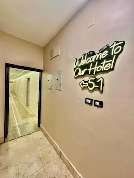 great pyramids lodge